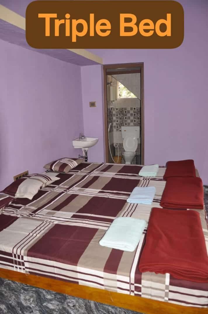 Classic Homestay Hampi Exterior photo